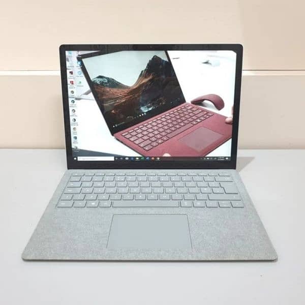 Surface Laptop 2 Touch (i7 8th 16gb 500gb 4k) 0