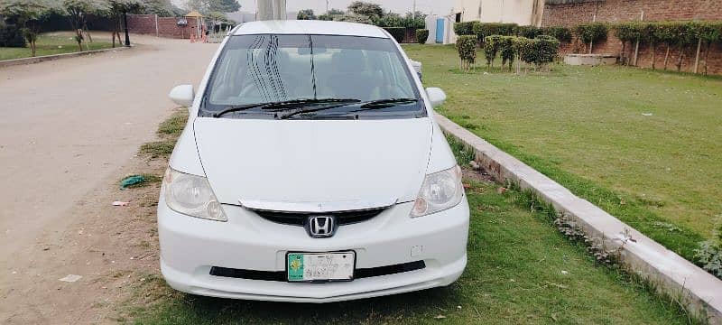 Honda City IDSI 2005 Ganiun car 5