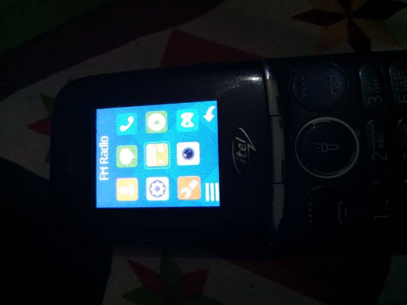 itel 2320 4