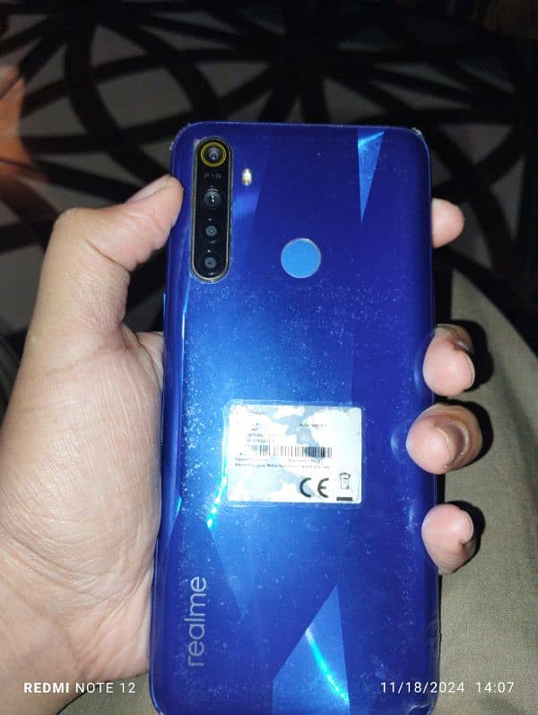 Realme 5i 4 128 full saf set ha only box ha snapdragon procesesor ha 1