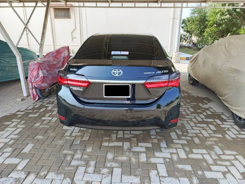 Toyota Corolla Altis Automatic 1.6 2017 Facelift 3