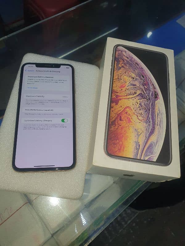 I phone xs max 5