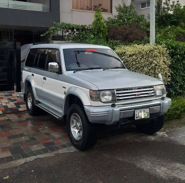 Mitsubishi Pajero 1992 0