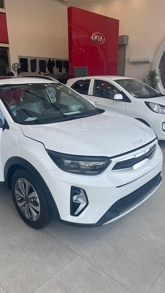 KIA STONIC 2024 5