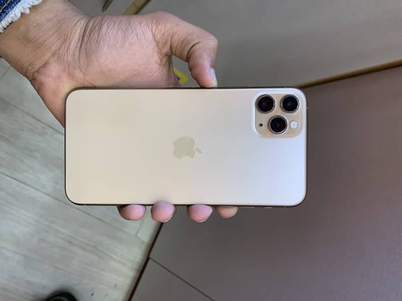 Iphone 11 Pro Max Factory Unlock Non-Pta all ok 0