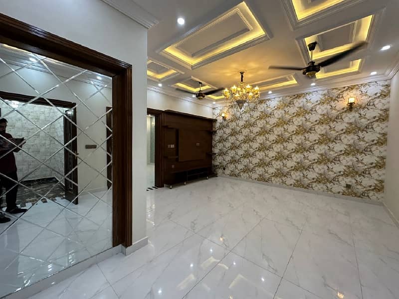 10 Marla Upper Portion Available For Rent In Shaheen Block Bahria Town Lahore 1