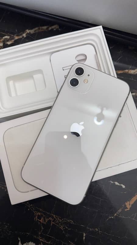 Iphone 11 128gb PTA approved dual physical 0