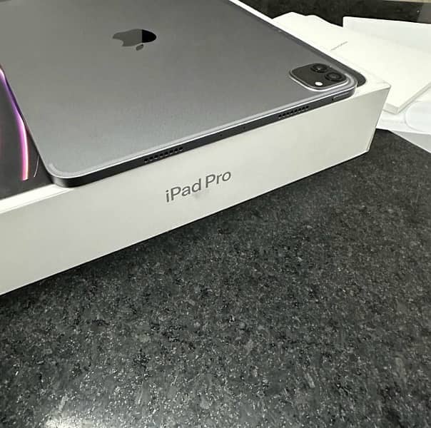 Apple iPad Pro 11 inches M2 (100BH) 3