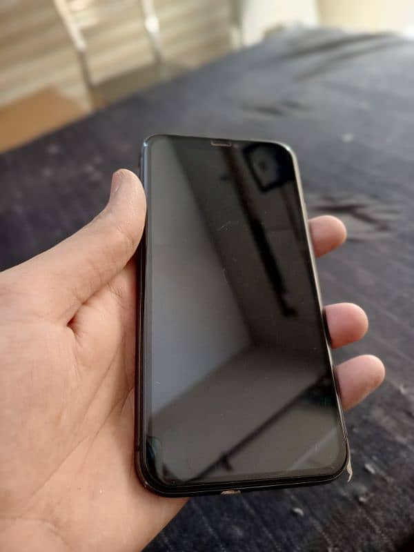 iPhone 11 (Approved 256gb) 3