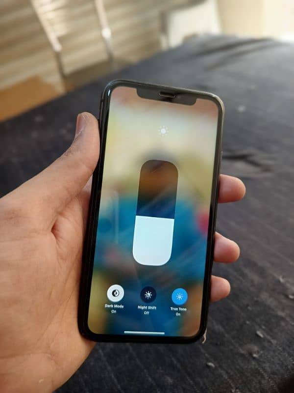 iPhone 11 (Approved 256gb) 5