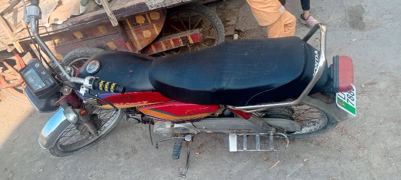 70 cc Honda bike all ok  03184407395 1