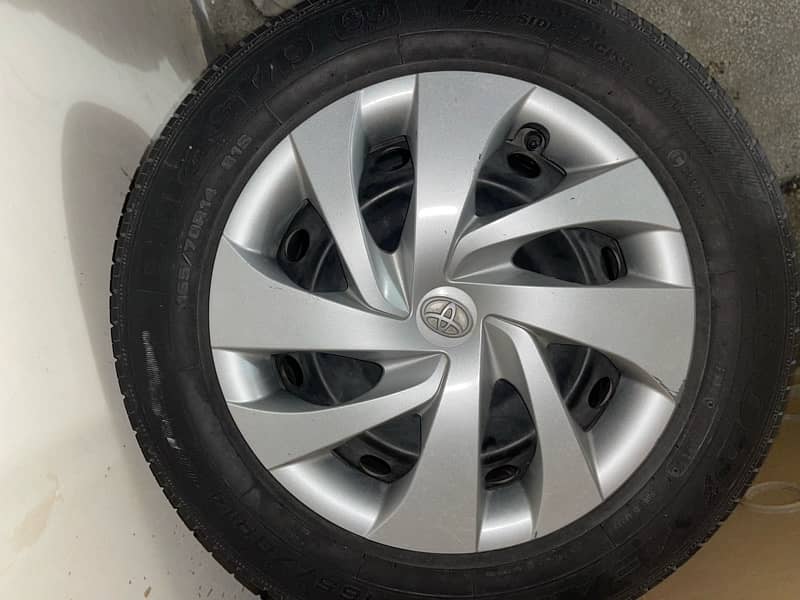 Toyota Genuine size 14 steel rim and tyres 1