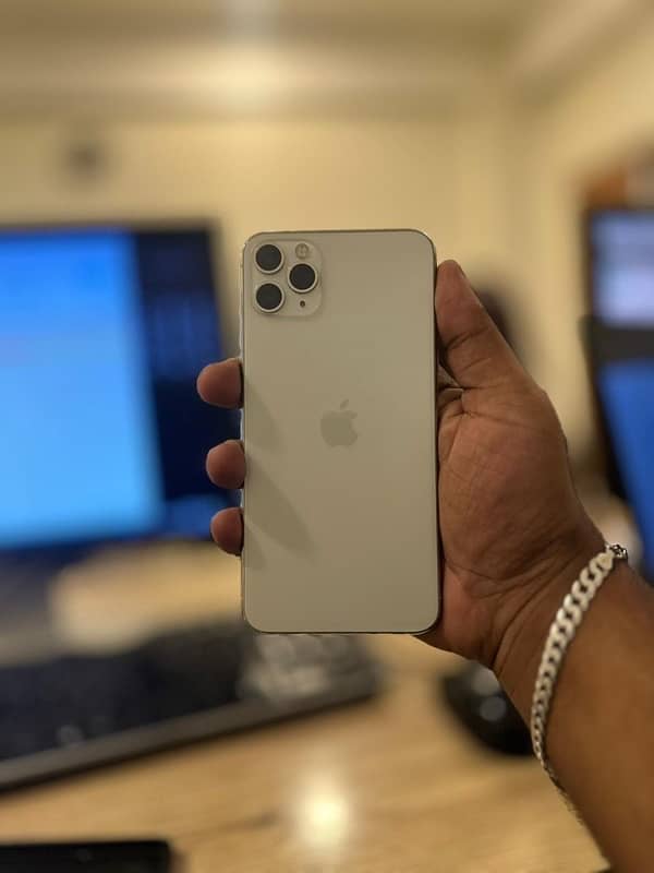 Iphone 11 pro max 1