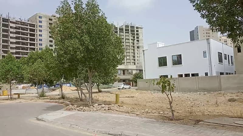 Precinct 1 Near Main Entrance of Bahria Town (Plot FOR SALE) 10