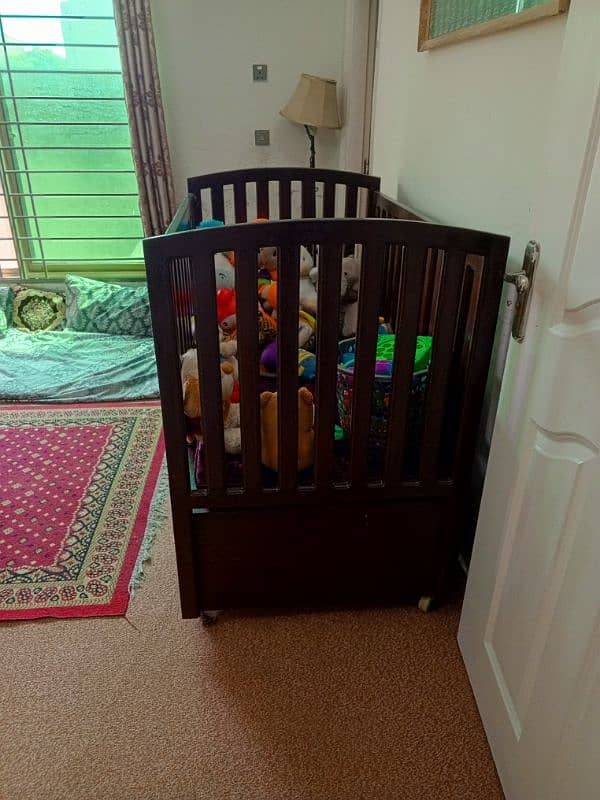 BABY COT 3