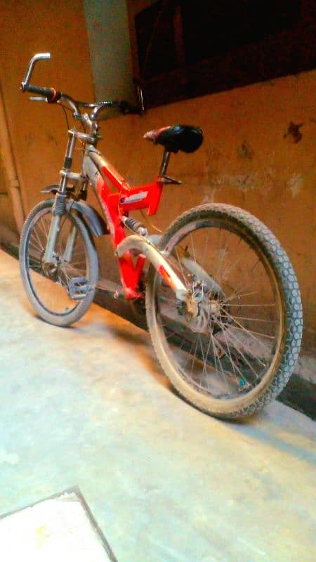 Cycle for sale Price:17000 /Disc breaks,Shoks,Gears are installed. 0