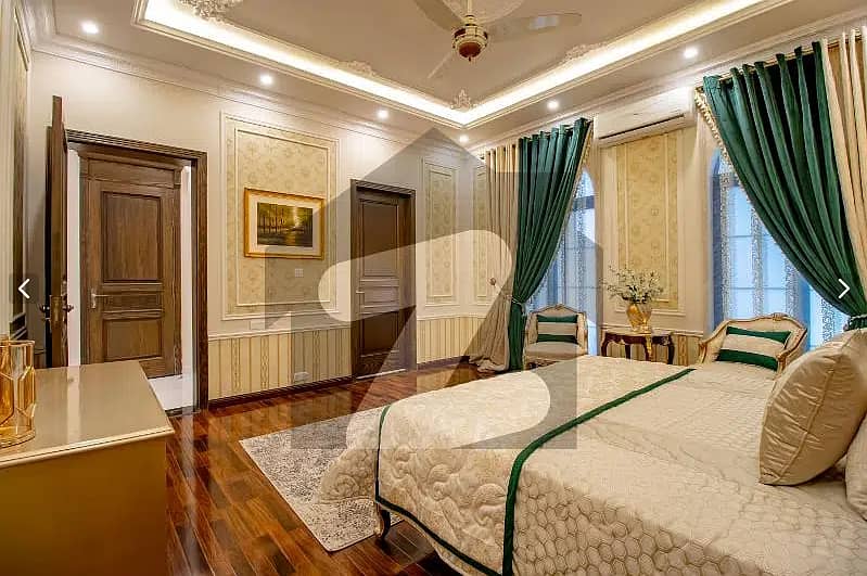 1 KANAL ROYAL DESIGN LUXURY VILLA FOR SALE NEAR TO PARK 22