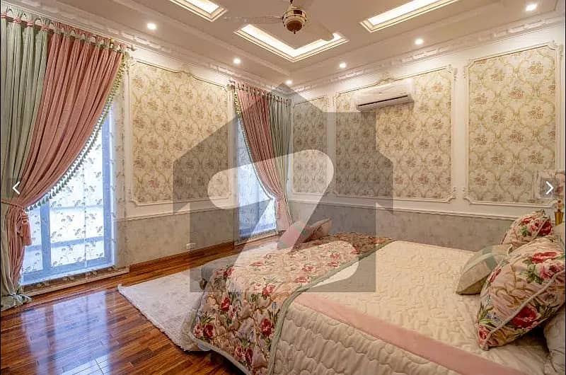 1 KANAL ROYAL DESIGN LUXURY VILLA FOR SALE NEAR TO PARK 27