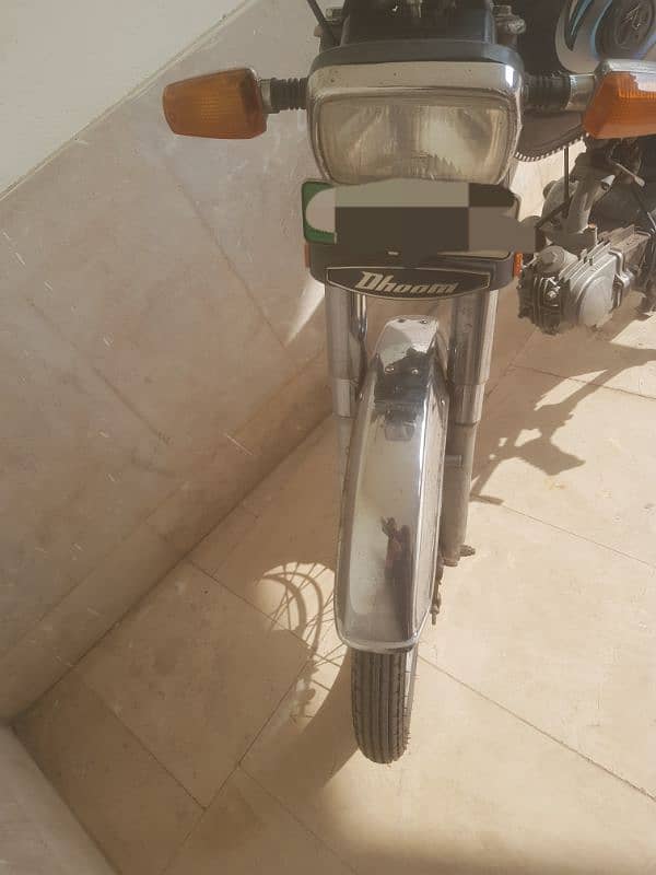 yamaha Dhoom 70cc 3