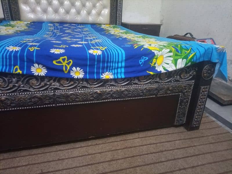 Double Bed with amazing separate Side Table 1