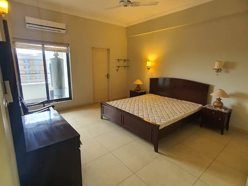 Beautiful Fully Furnished 2 Bedrooms Apartment Available For Rent 3