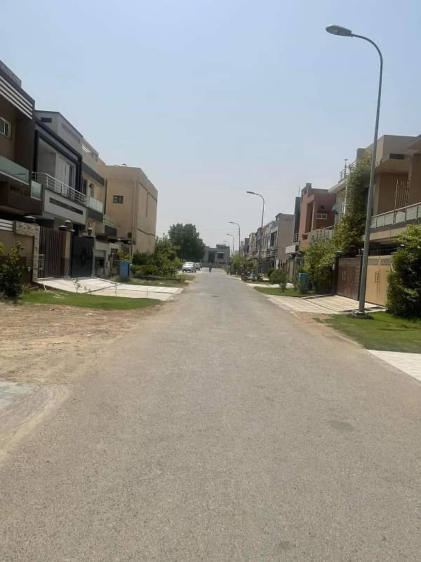 5 Marla House For Sale In Paragon City Lahore 3