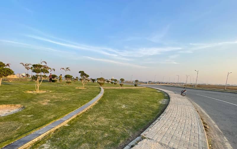 Kanal All Paid Residential Possession Plot Near Park For Sale Located In Phase 9 Prism Block Q DHA Lahore. 7