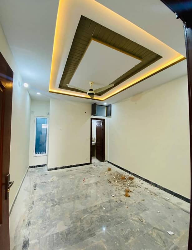 01 BED LUXURY APPARTMENT AVAILBLE FOR RENT AT GULBERG GREEEN ISLAMABAD 3