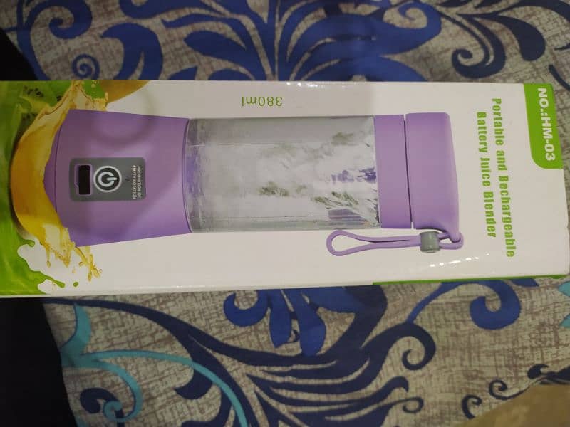 Portable and rechargeable juicer blender 0