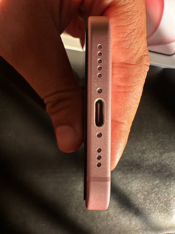 Iphone 15 Pink 128Gb Factory Unlock 5