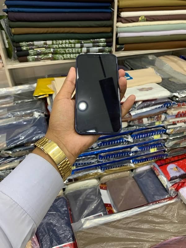 iPhone 12 64gb non pta factory unlock 1