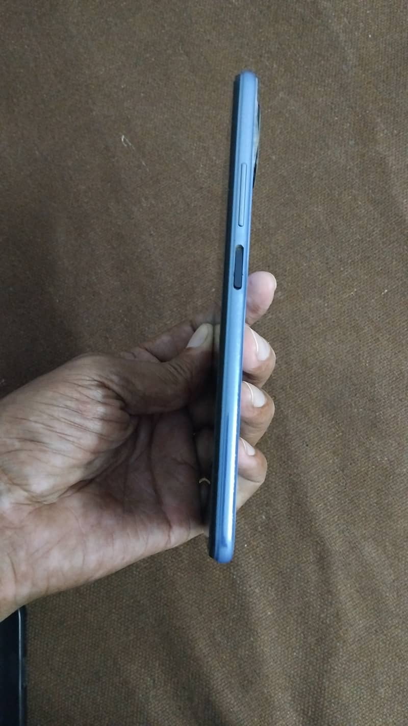 mi 11 lite with box 8,128 finger not working side button change kia h 4