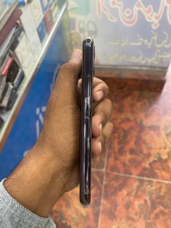 iphone 11 pro non pta 0