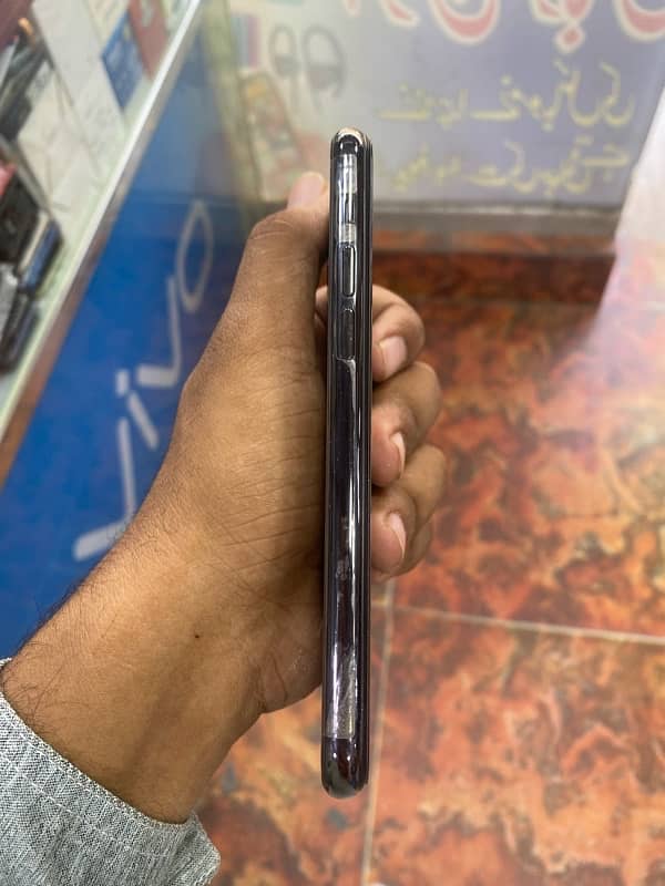 iphone 11 pro non pta 3