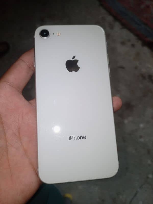 iphone 8 (64)GB)non pta 1