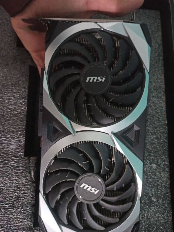 MSI AMD RADEON RX 6600 8 GB 2