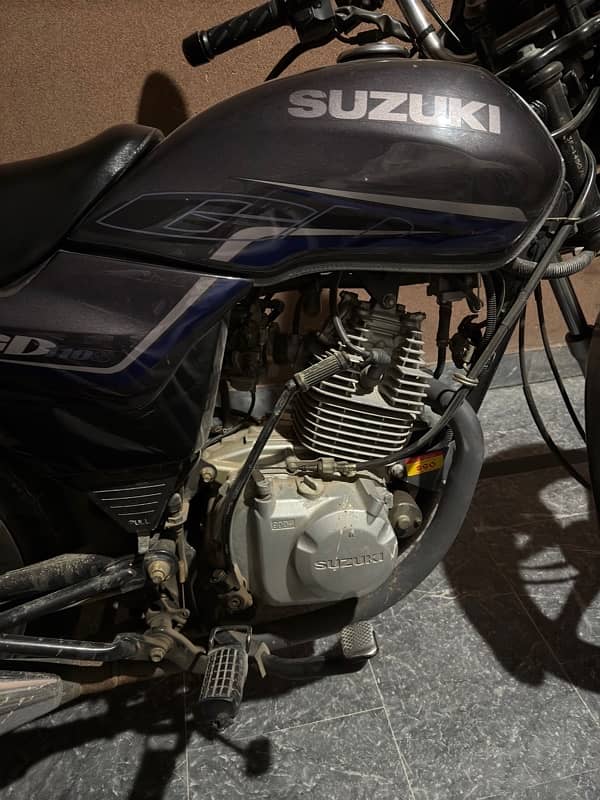 Suzuki GD110s 4