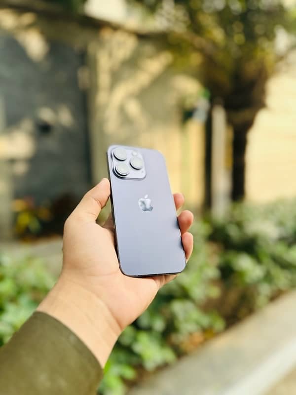 iPhone 14 Pro 256gb deep purple non pta 9