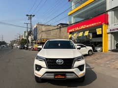 Toyota Fortuner V 2021