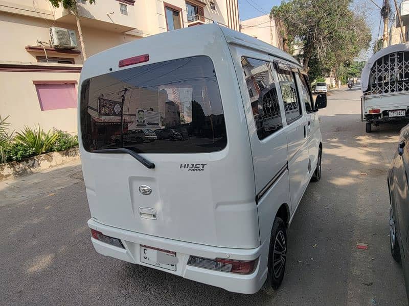 Daihatsu Hijet 2018 8