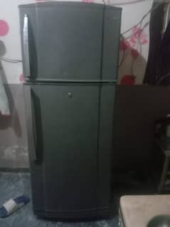 waves fridge very good condition