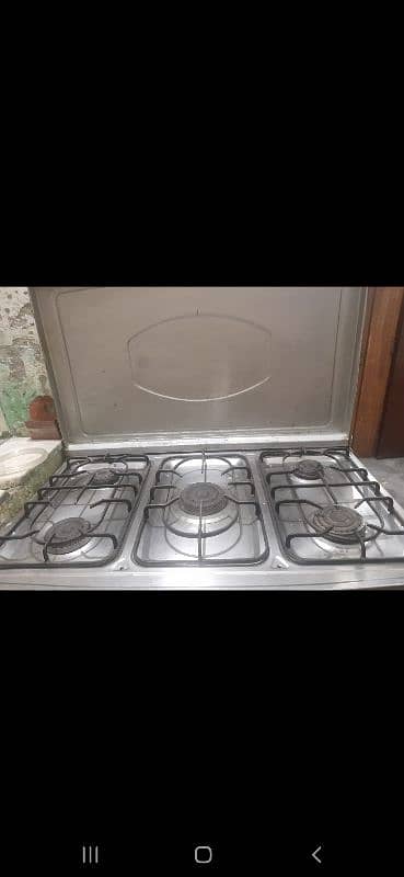 urgent sale stove 5 burners new stylish oven good condition 3