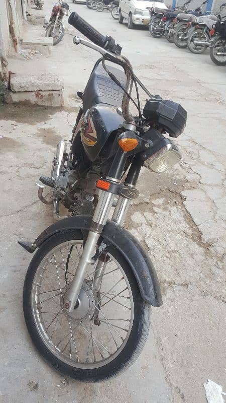 Super Power 70cc. new carburetor. new clutch plates. new seat. 2