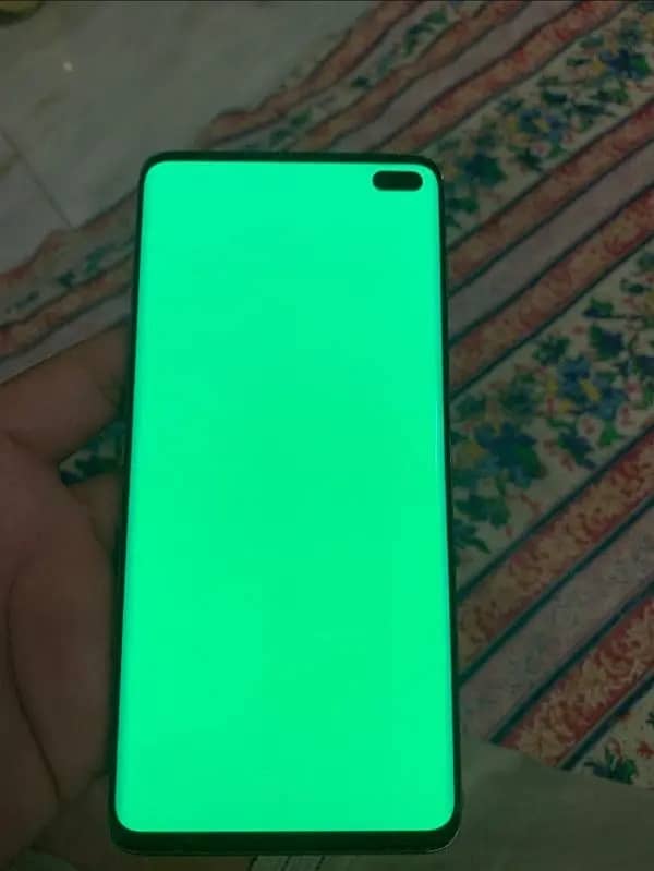 Samsung Galaxy S10 Plus 4