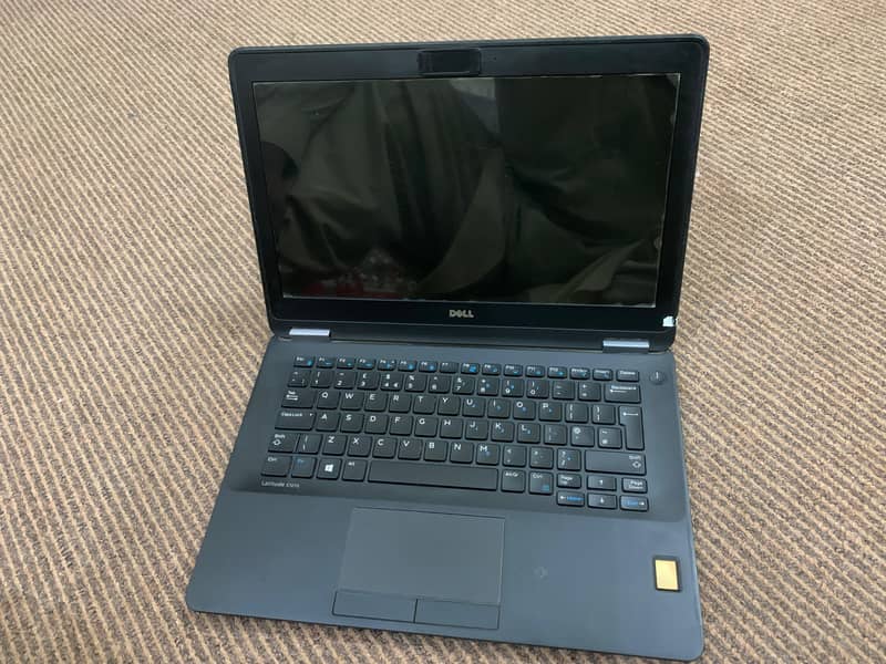 Dell E7270 8/256 0