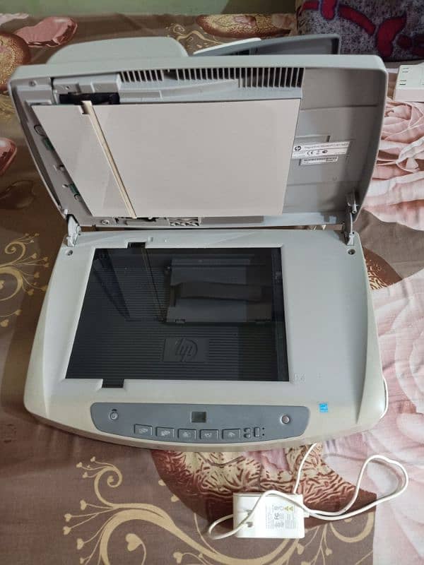 HP Scan jet (FCLSD-5590-0407) Flatbed Photo Scanner Gray inkjet, paper 7