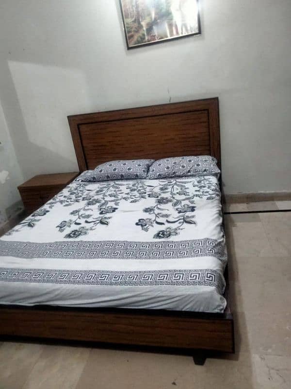 two bedroom set available for sale 4