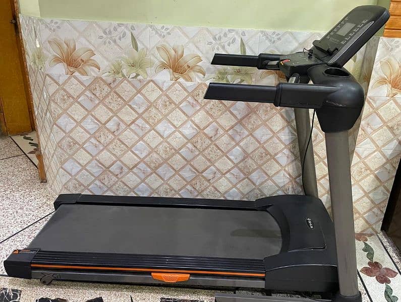 Treadmill / Running machine 4