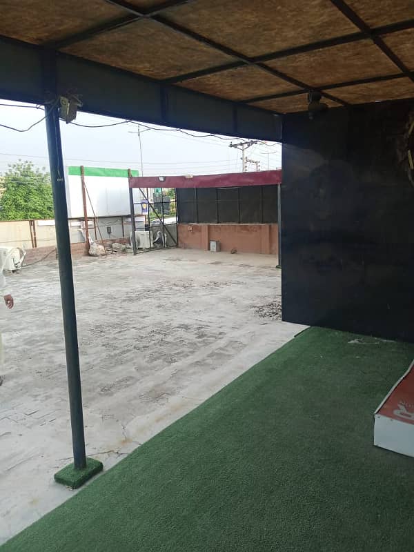 1 kanal single story roof available for cafe and restaurant near UCP University 5