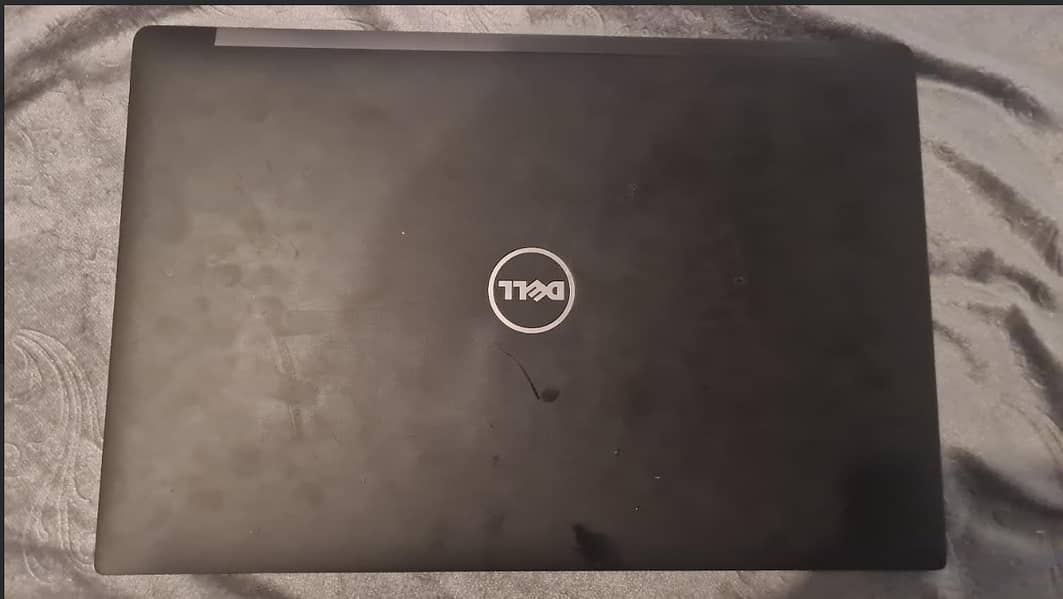 DELL LAPTOP Windows 10 pro 1